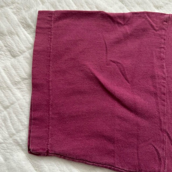 Vintage 1990s Men's Crew Neck T-Shirt in Burgundy XL - Picture 3 of 7